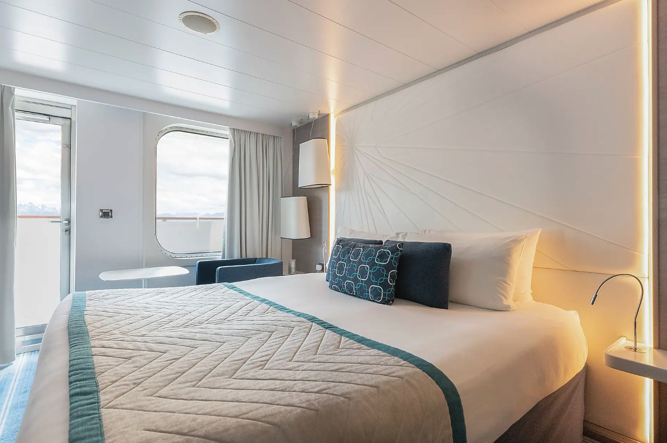 Deluxe Stateroom